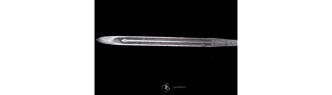 polearms (naginata, spears...)